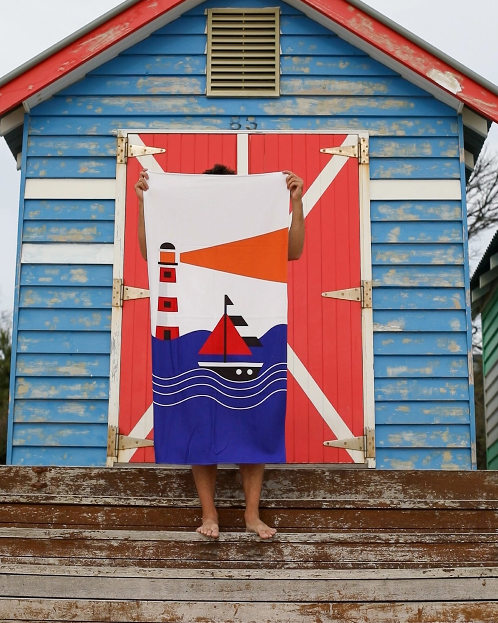 brod sa svetionikom peškir 1.webp